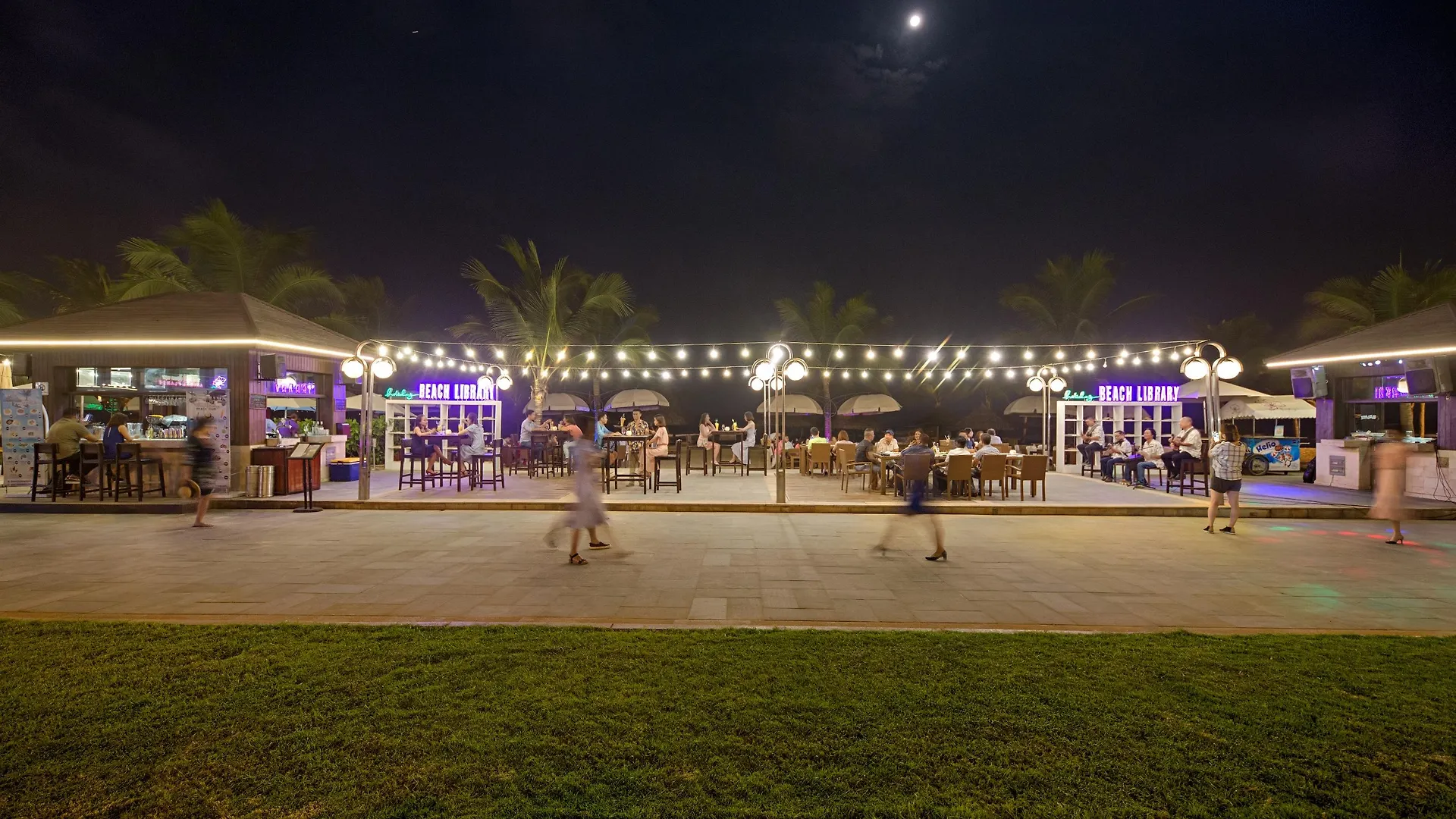 *****  Holiday Beach Hotel Danang Vietname
