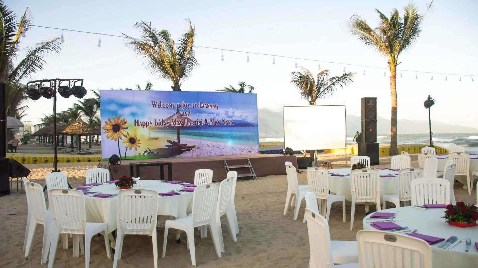 Holiday Beach Hotel Danang Da Nang