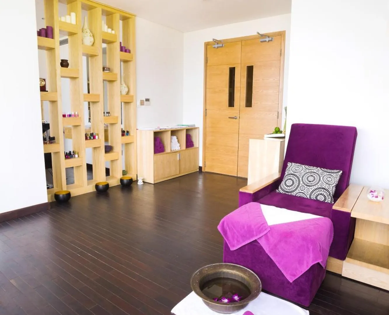 *****  Holiday Beach Hotel Danang Vietname