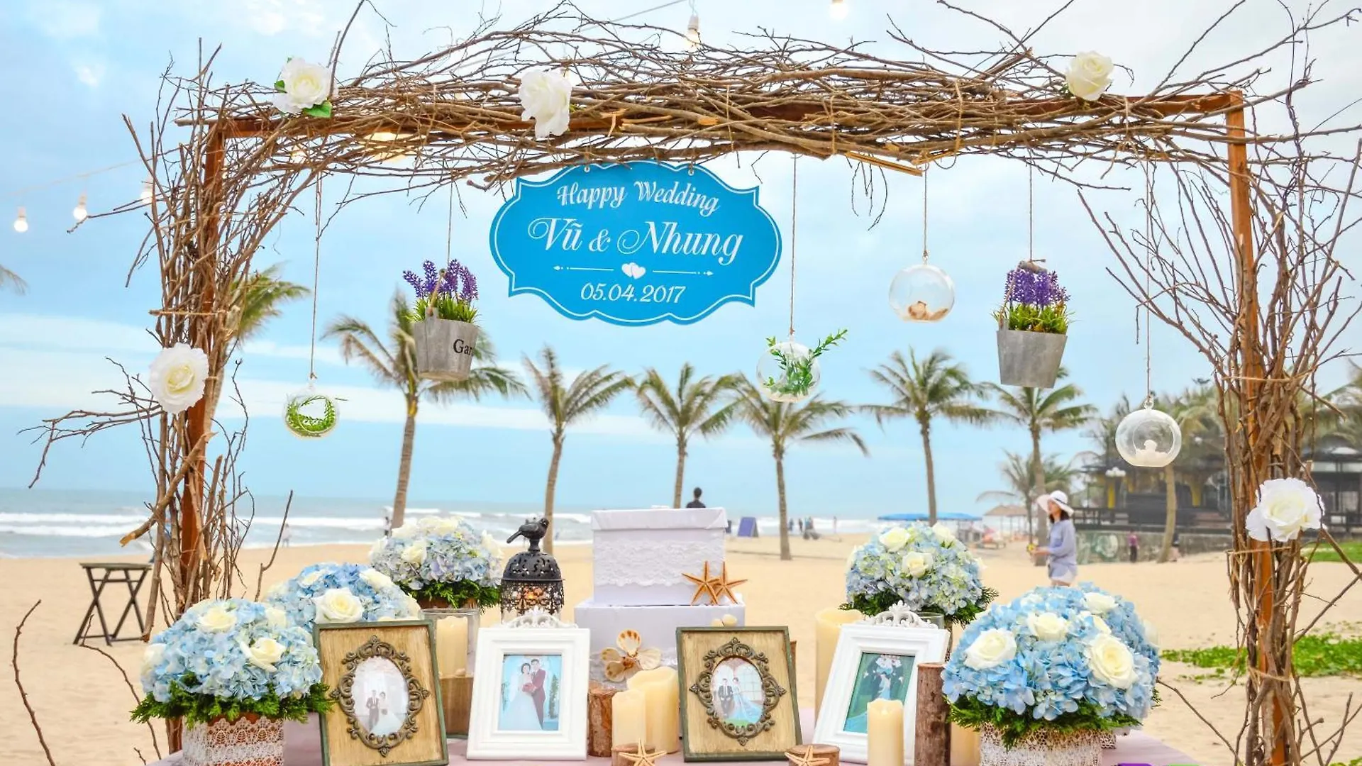 Holiday Beach Hotel Danang