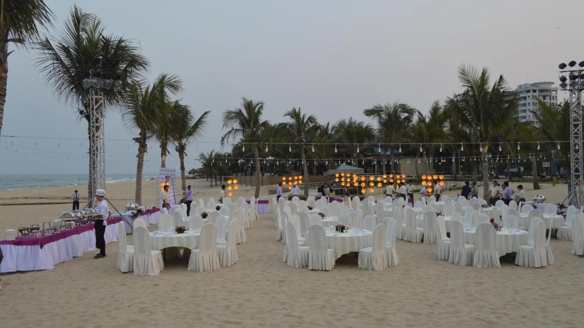 Holiday Beach Hotel Danang  Da Nang